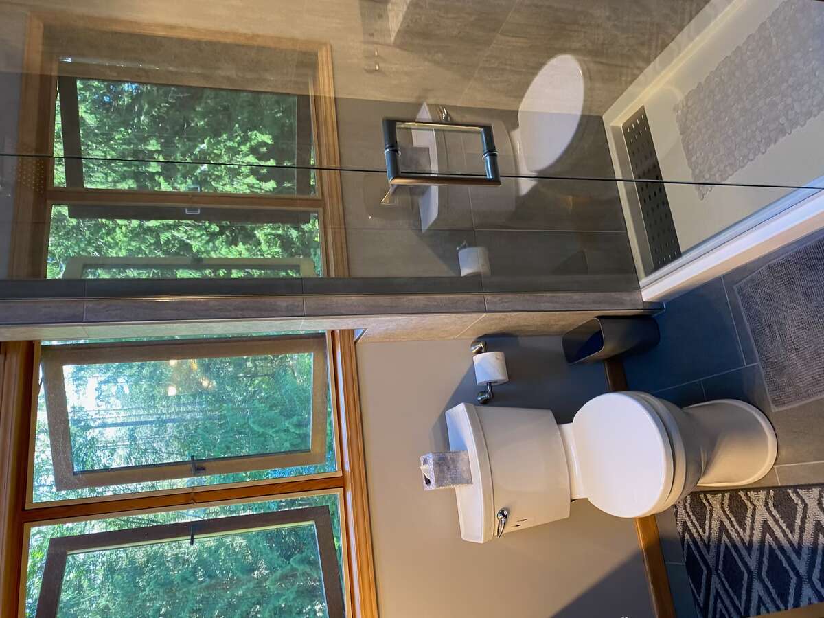 Upstairs Bathroom and Shower