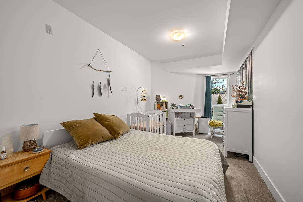 Big modern 2 bedroom