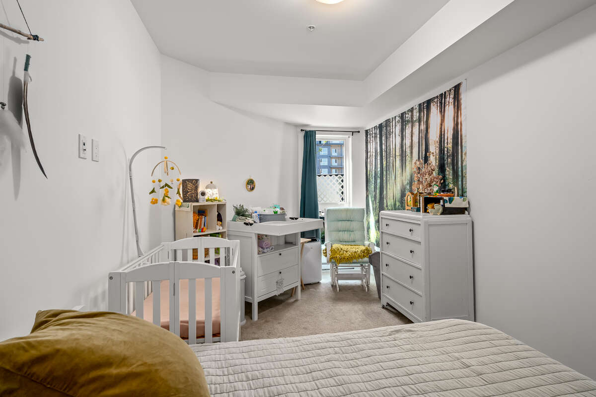 Big modern 2 bedroom
