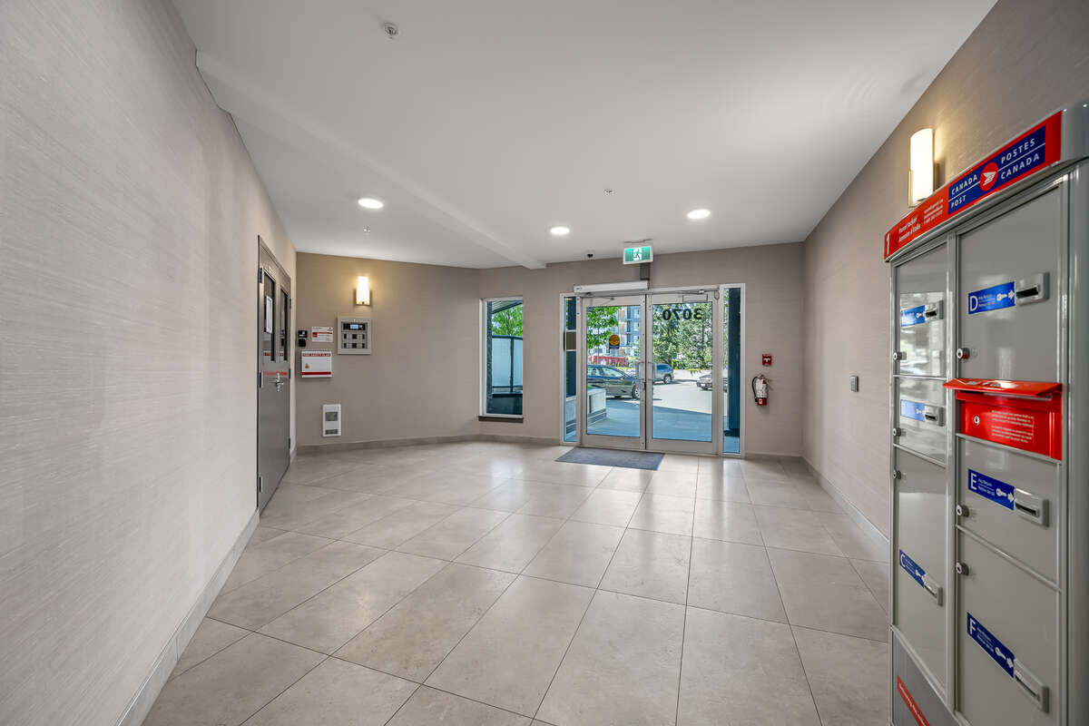 Big modern 2 bedroom