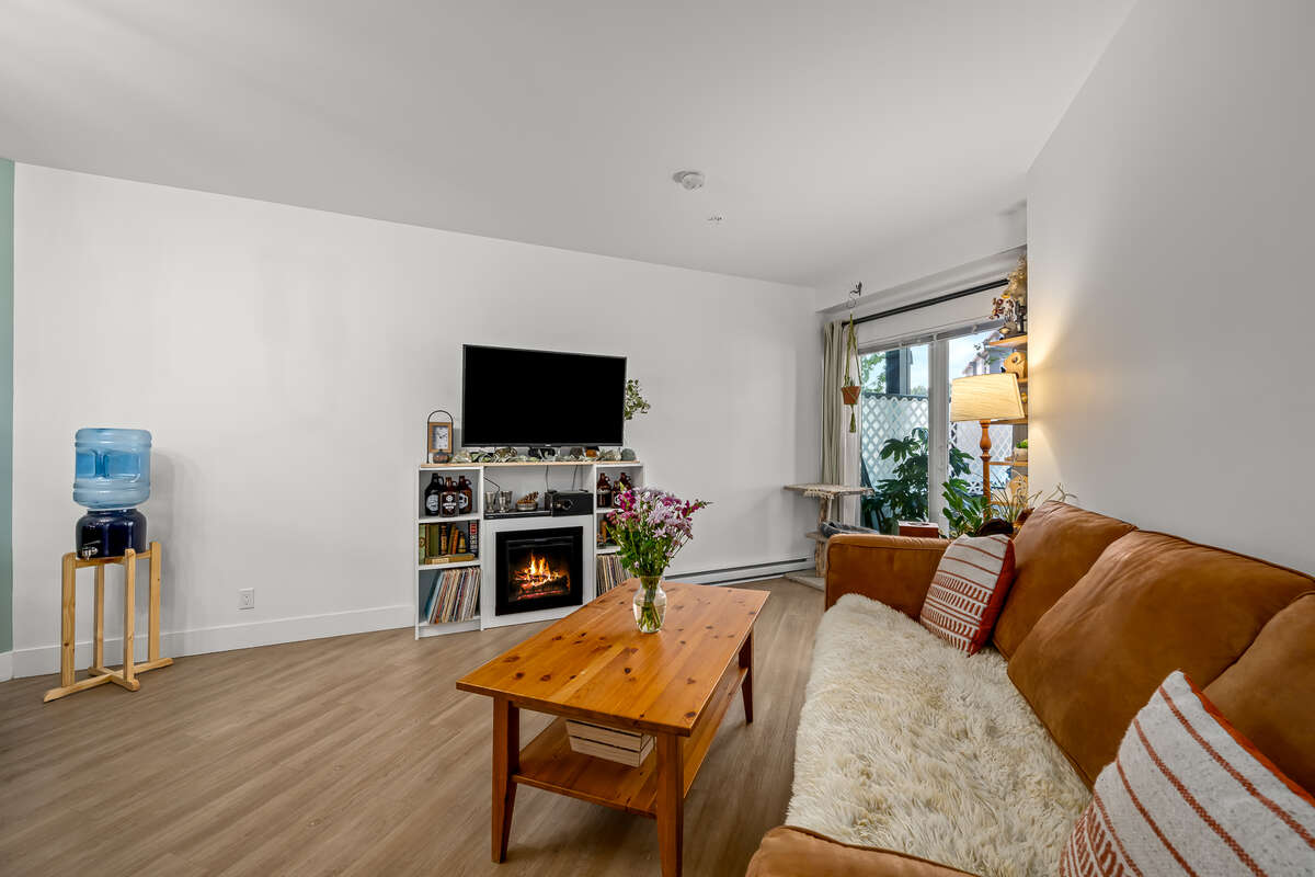 Big modern 2 bedroom