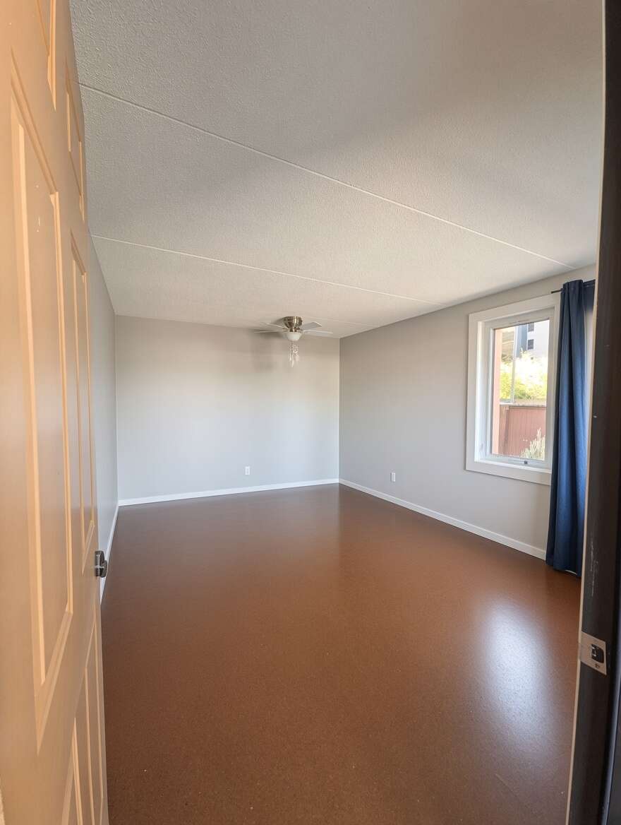 Bright main-floor end unit!