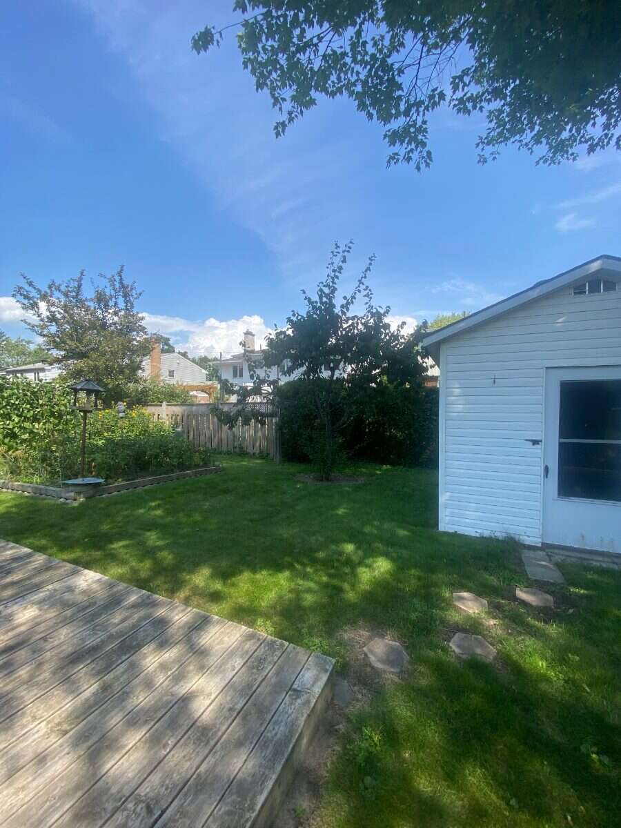 Classic Campeau Bungalow in Beacon Hill North