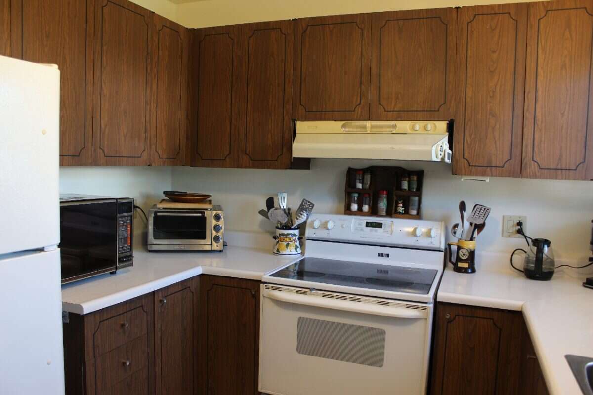 Classic Campeau Bungalow in Beacon Hill North
