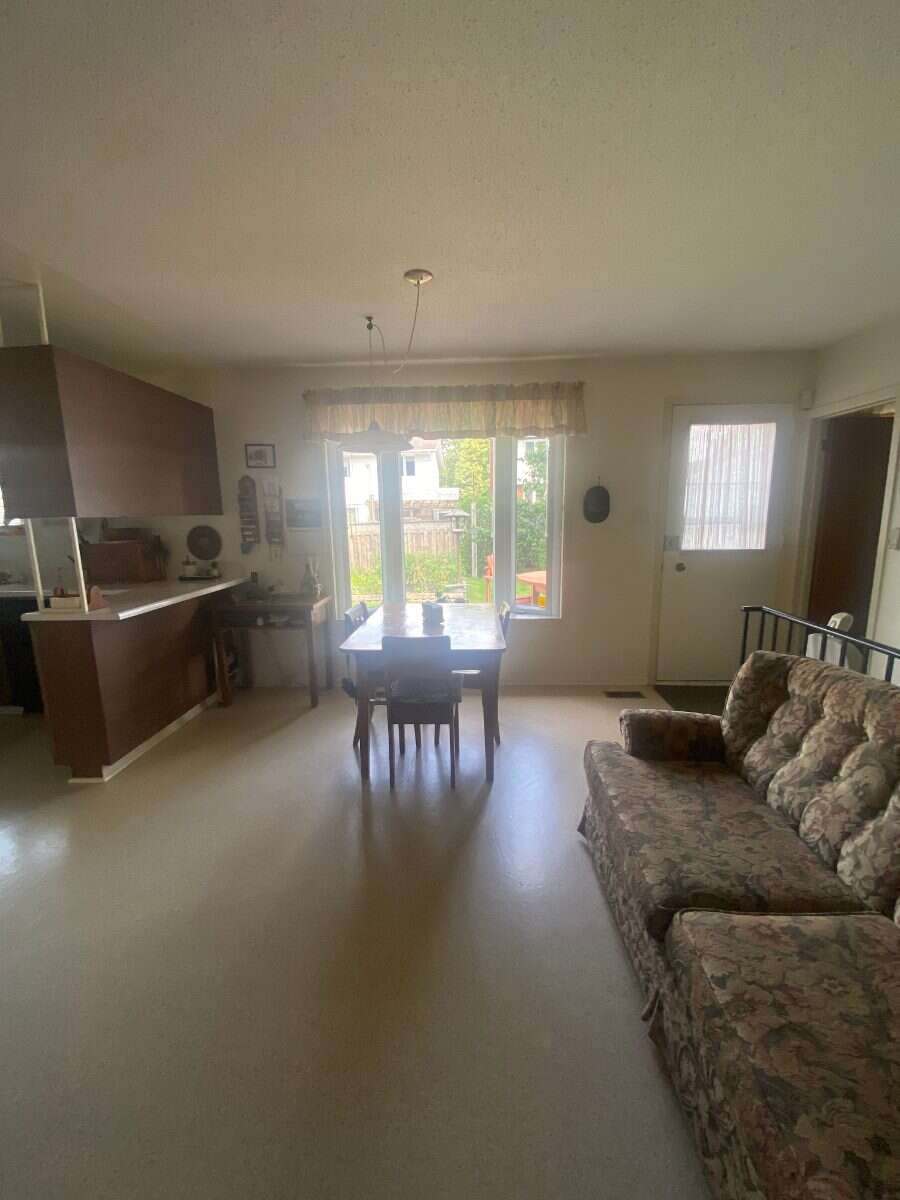 Classic Campeau Bungalow in Beacon Hill North