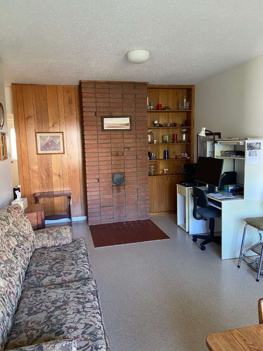 Classic Campeau Bungalow in Beacon Hill North