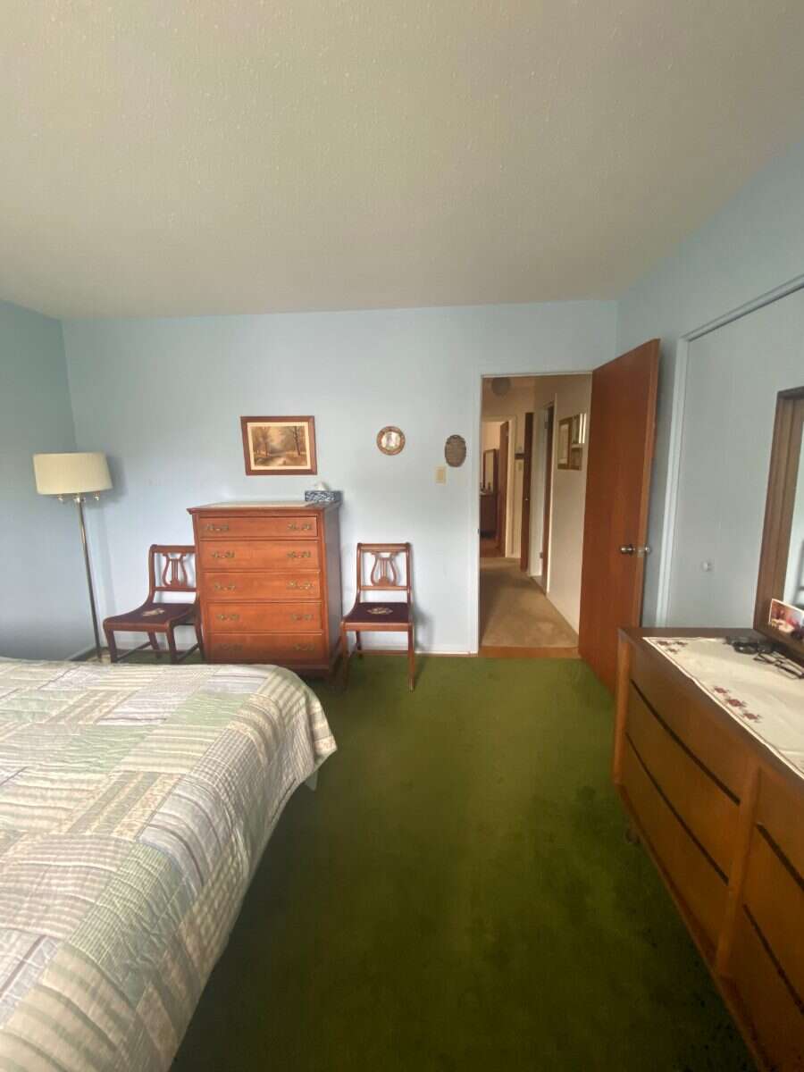Classic Campeau Bungalow in Beacon Hill North