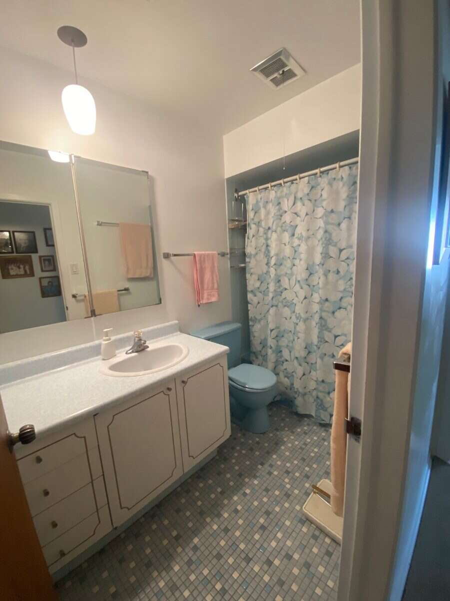 Classic Campeau Bungalow in Beacon Hill North