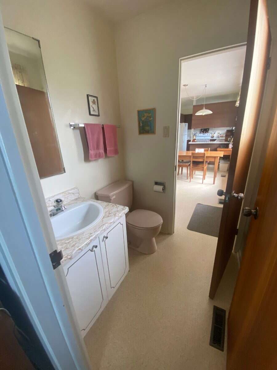 Classic Campeau Bungalow in Beacon Hill North