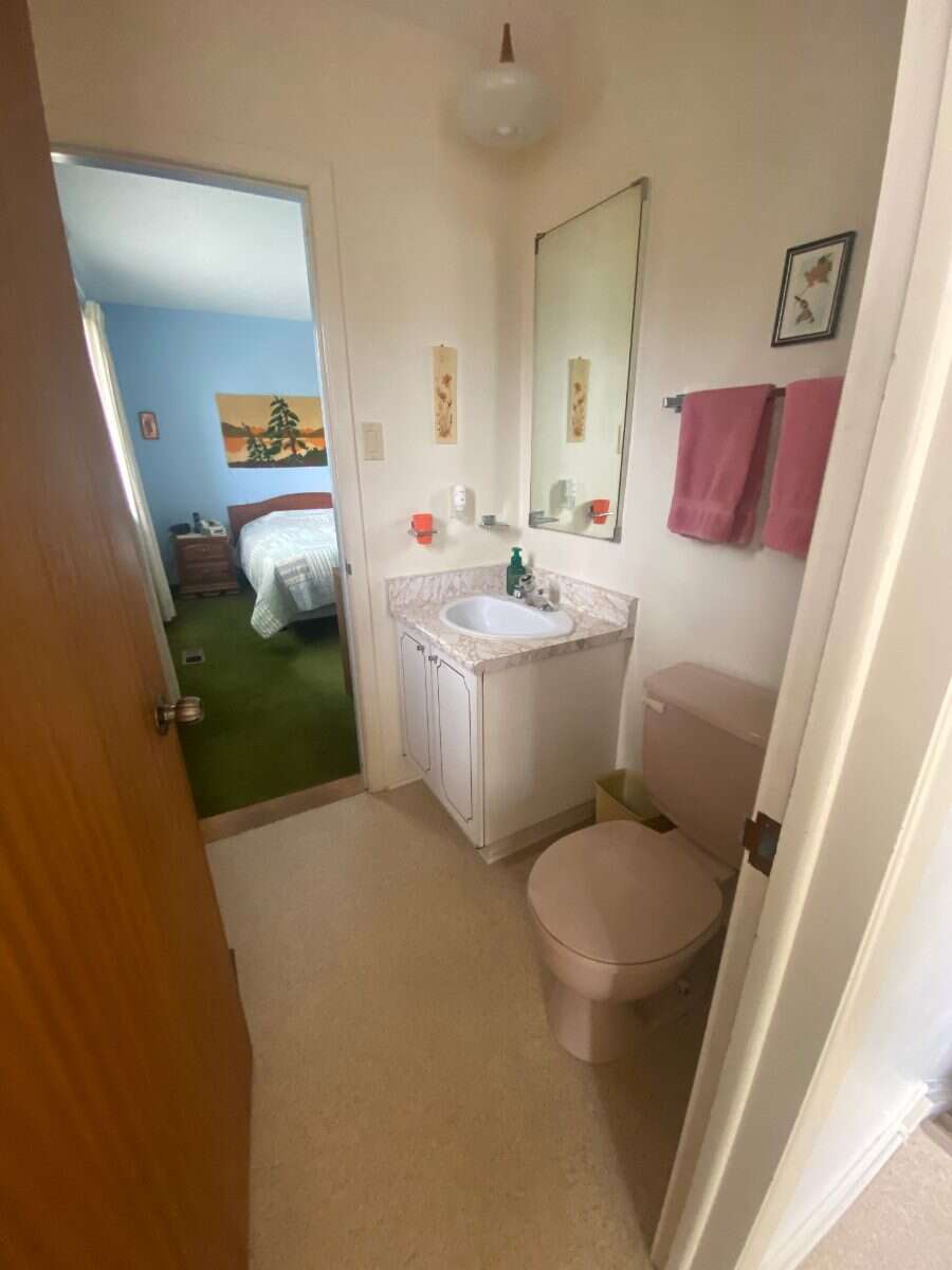 Classic Campeau Bungalow in Beacon Hill North