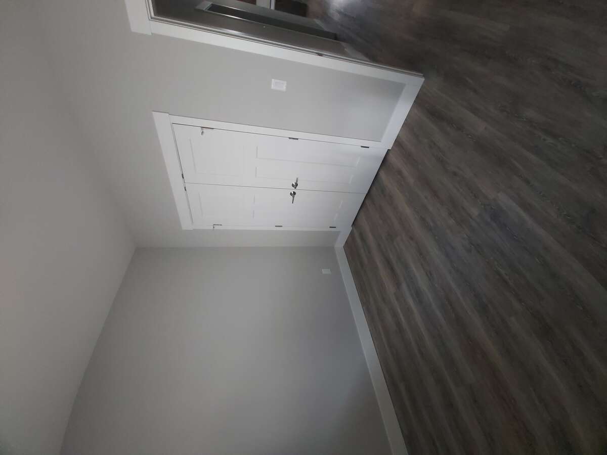 2ND BEDROOM UPSTAIRS