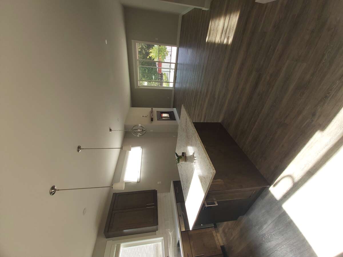OPEN FLOOR PLAN KITCHEN, DINING, LIVING ROOM