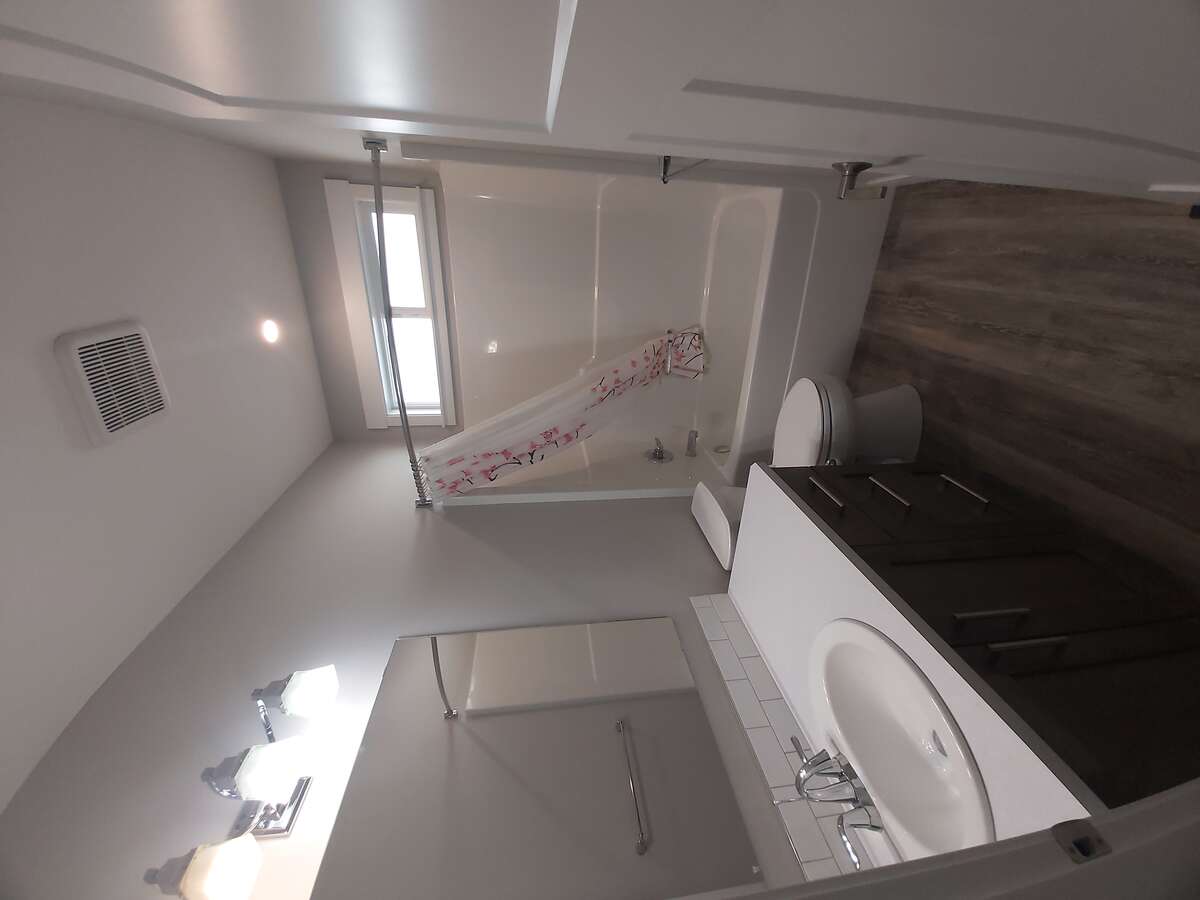 MAIN FLOOR 3 PIECE BATHROOM