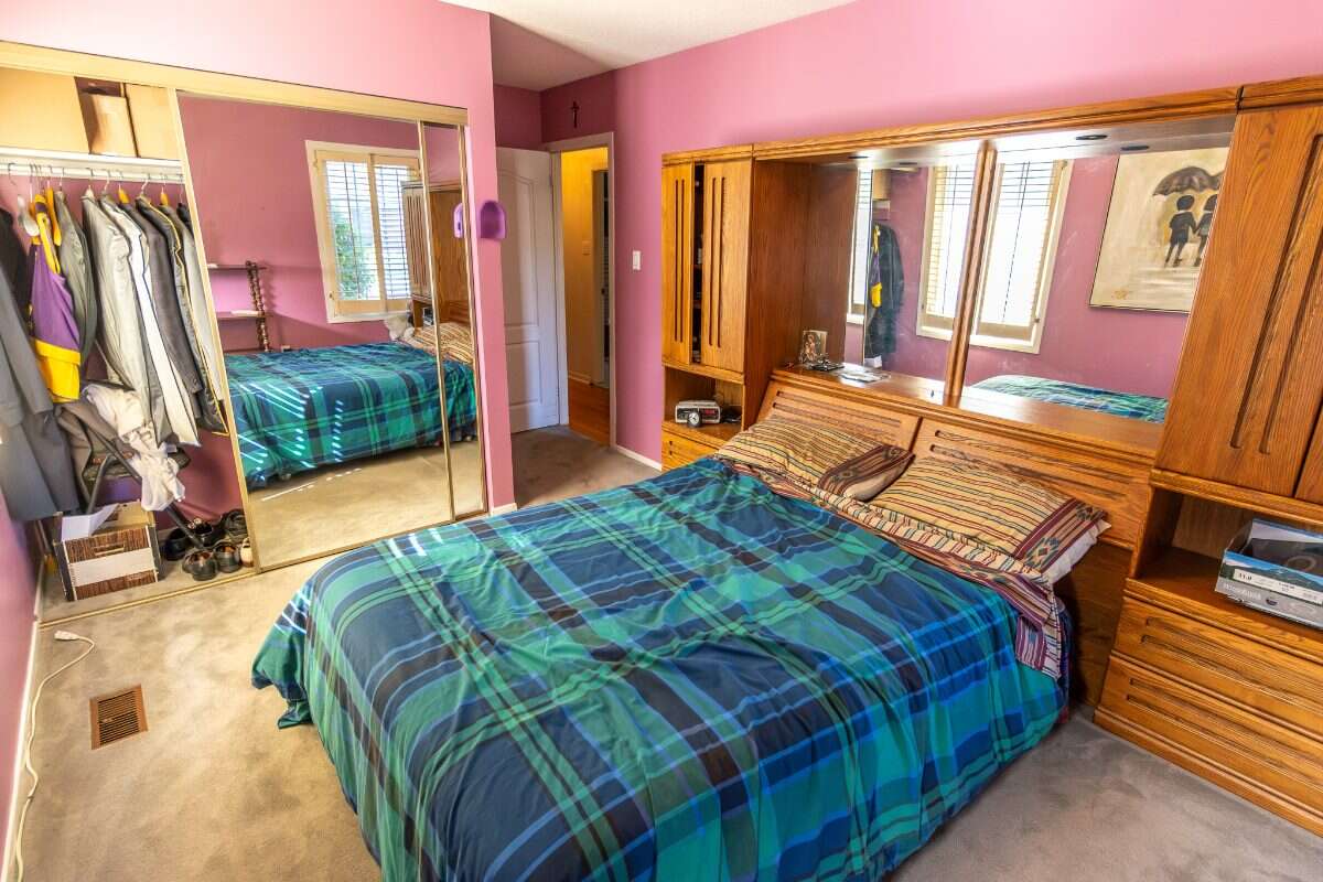 Spacious bungalow great location