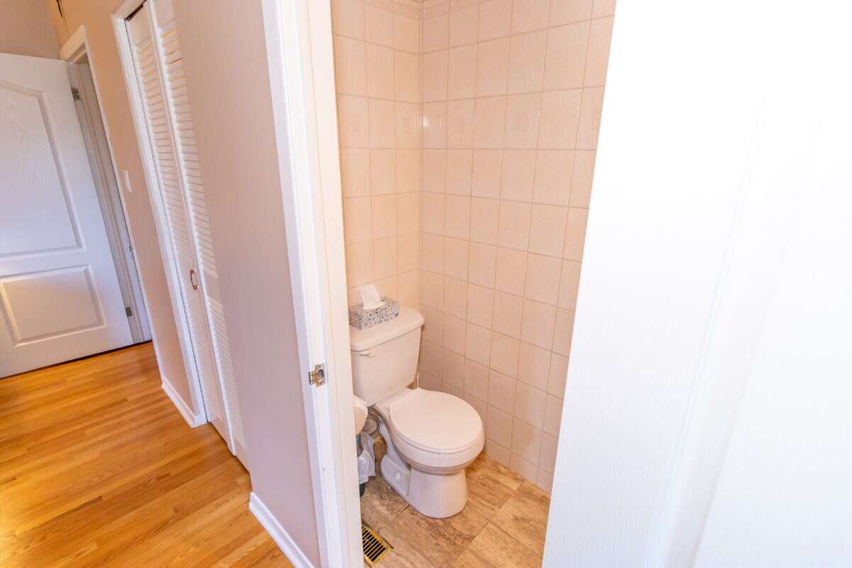 Spacious bungalow great location