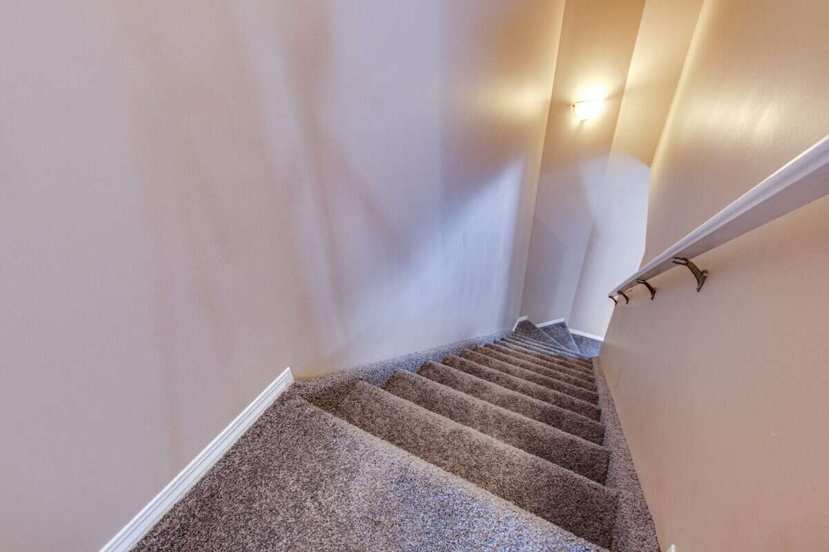 SPARKLING CLEAN & Renovated 2BR, 3BA Summerside