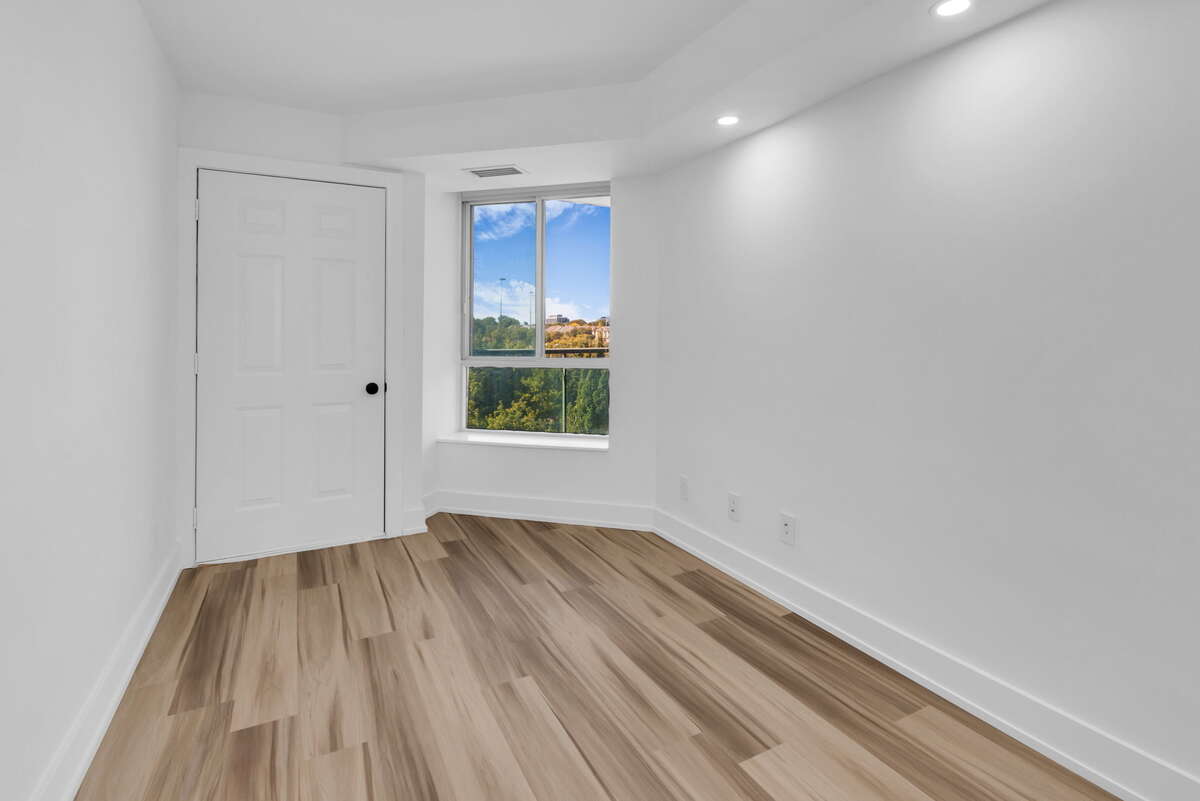 Second room/office