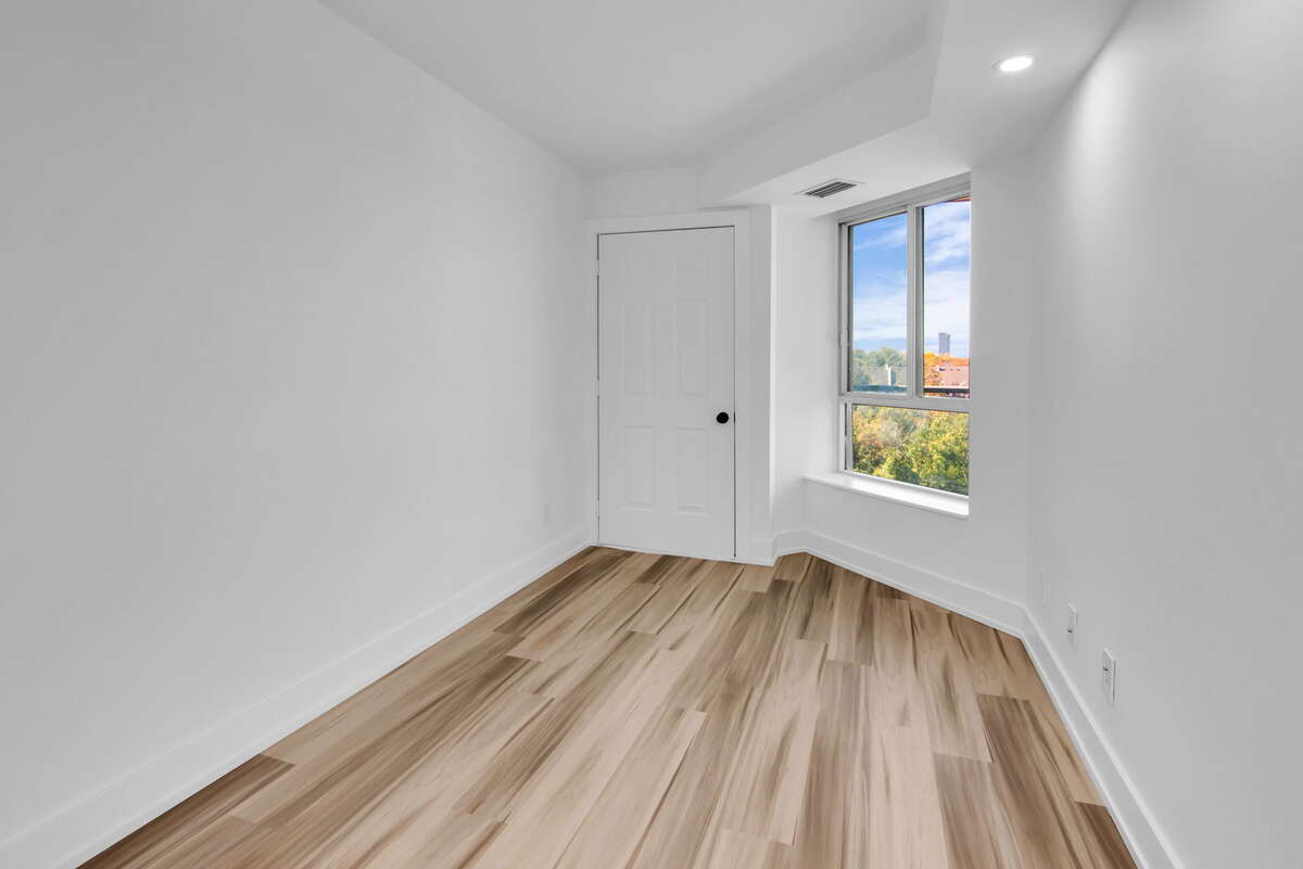 Second room/office