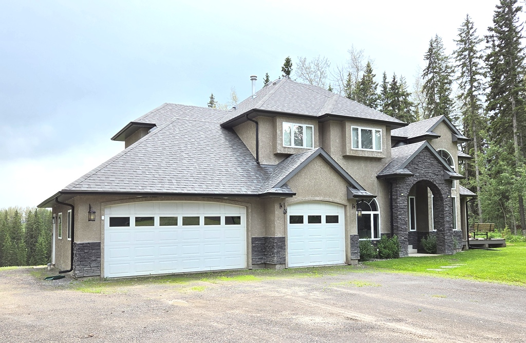 Big House, Big Shop on 2.25 Acres 