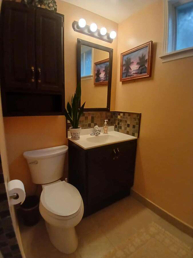 Basement 3 piece bathroom