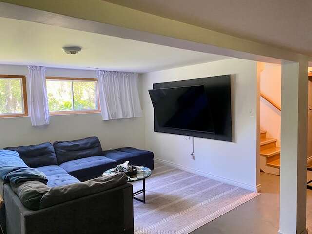 AFFORDABLE HOME IN PRESTIGIOUS LAKESIDE COMMUNITY