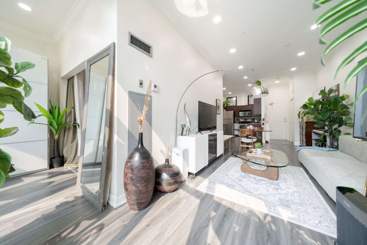 Rare Ground Floor High Ceilings w/ CN Tower Views