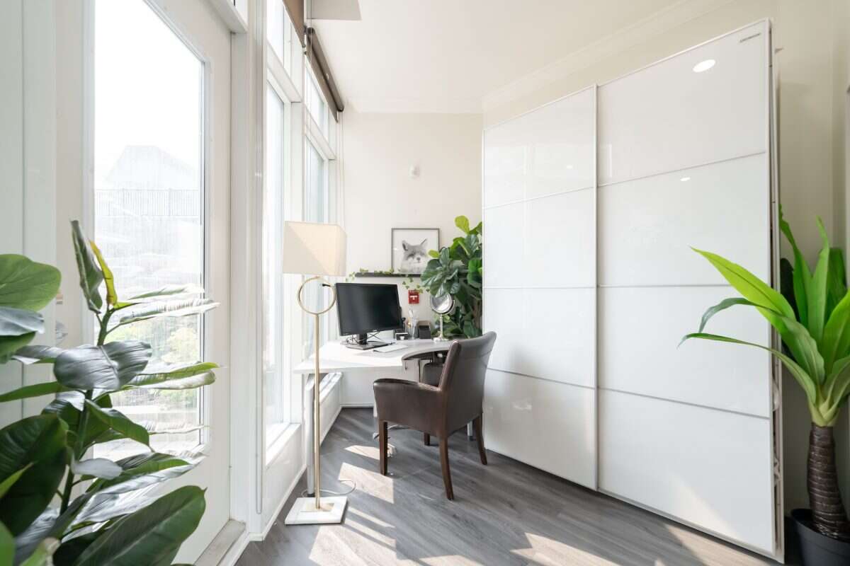 Rare Ground Floor High Ceilings w/ CN Tower Views