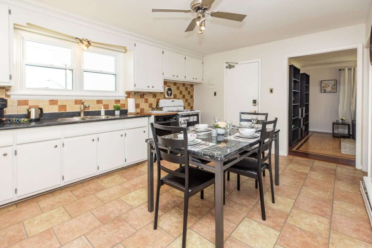 Triplex and fourplex package with 6.19% cap rate