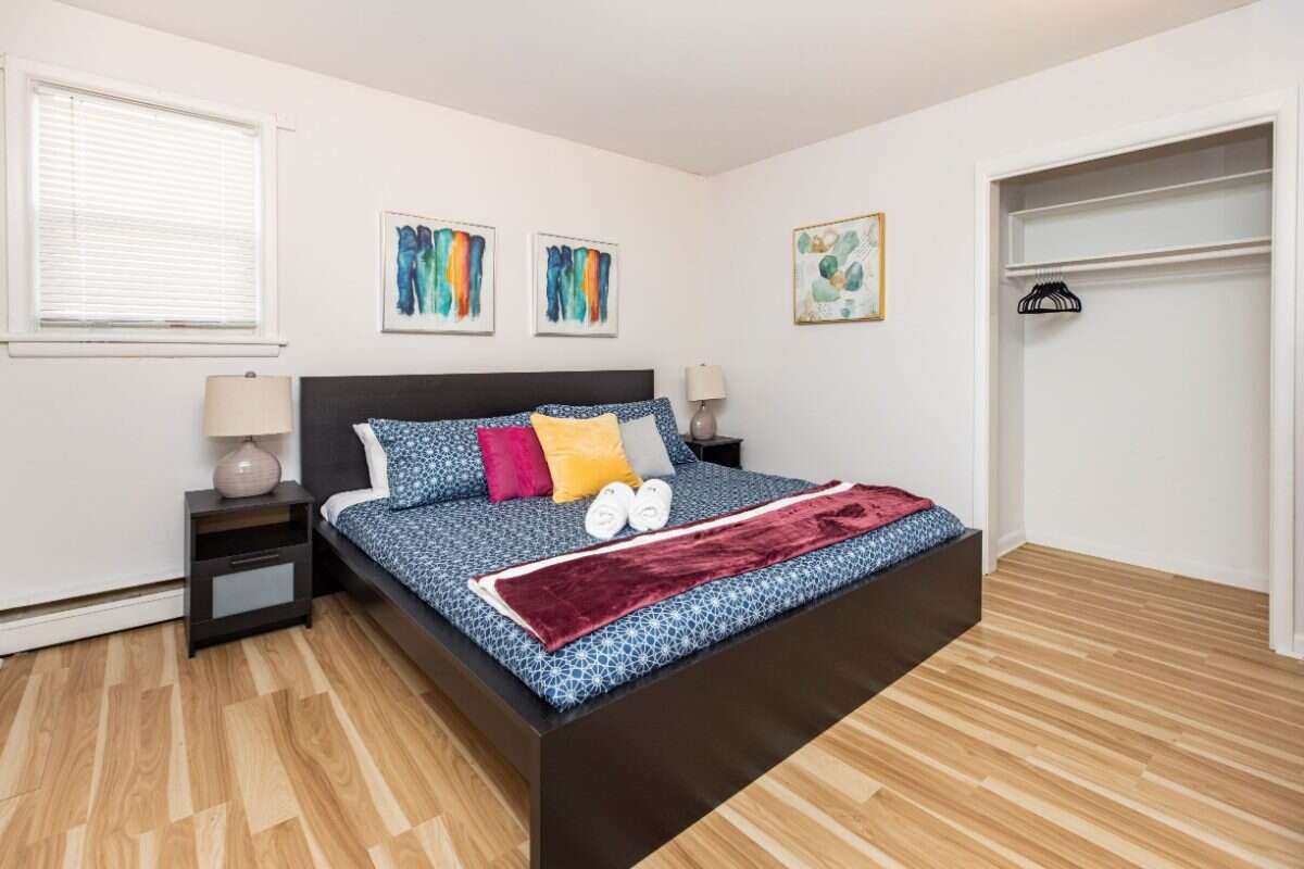 Triplex and fourplex package with 6.19% cap rate
