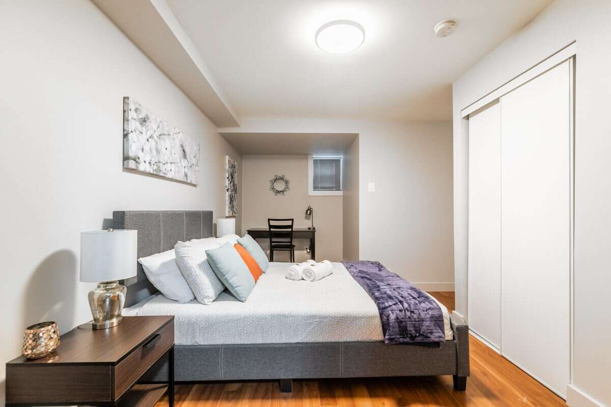 Triplex and fourplex package with 6.19% cap rate