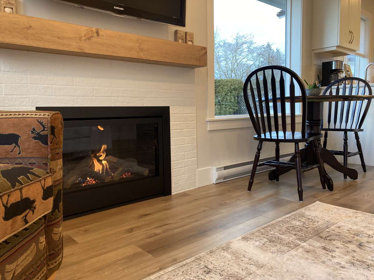 Gas fireplace can heat entire cottage