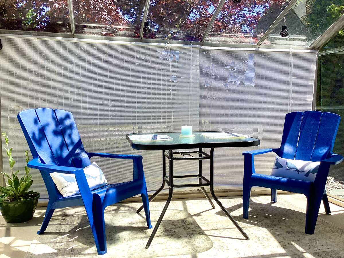Sunroom, perfect for tea with guests or dinner on a summer evening