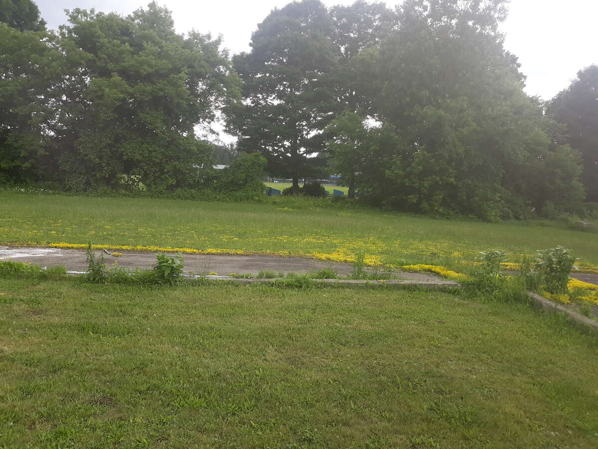 Land for sale in Laval west