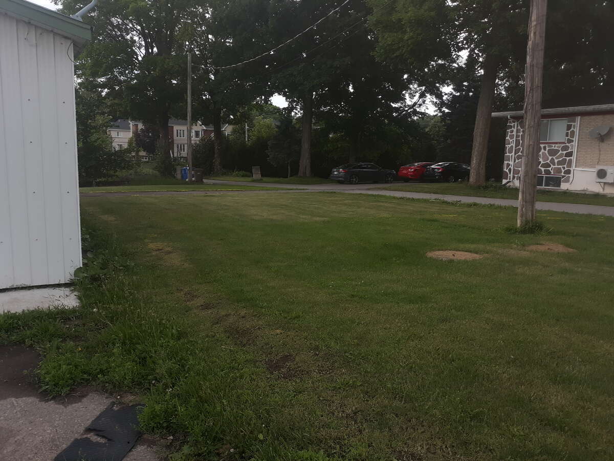 Land for sale in Laval west