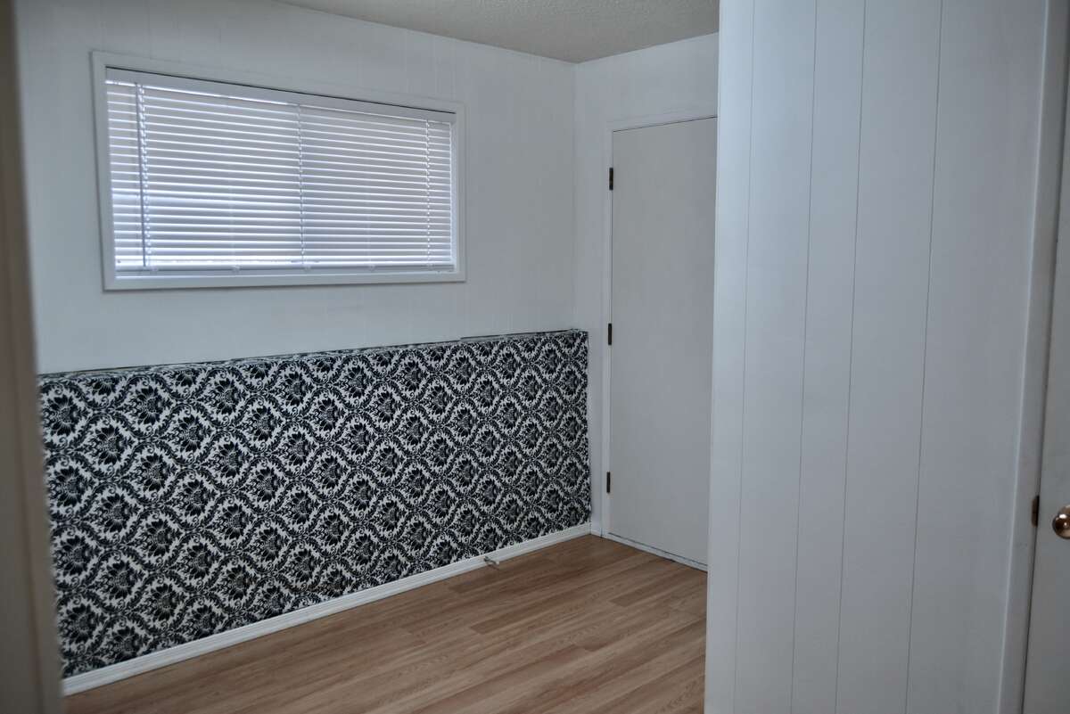 Entrance from garage to lower level