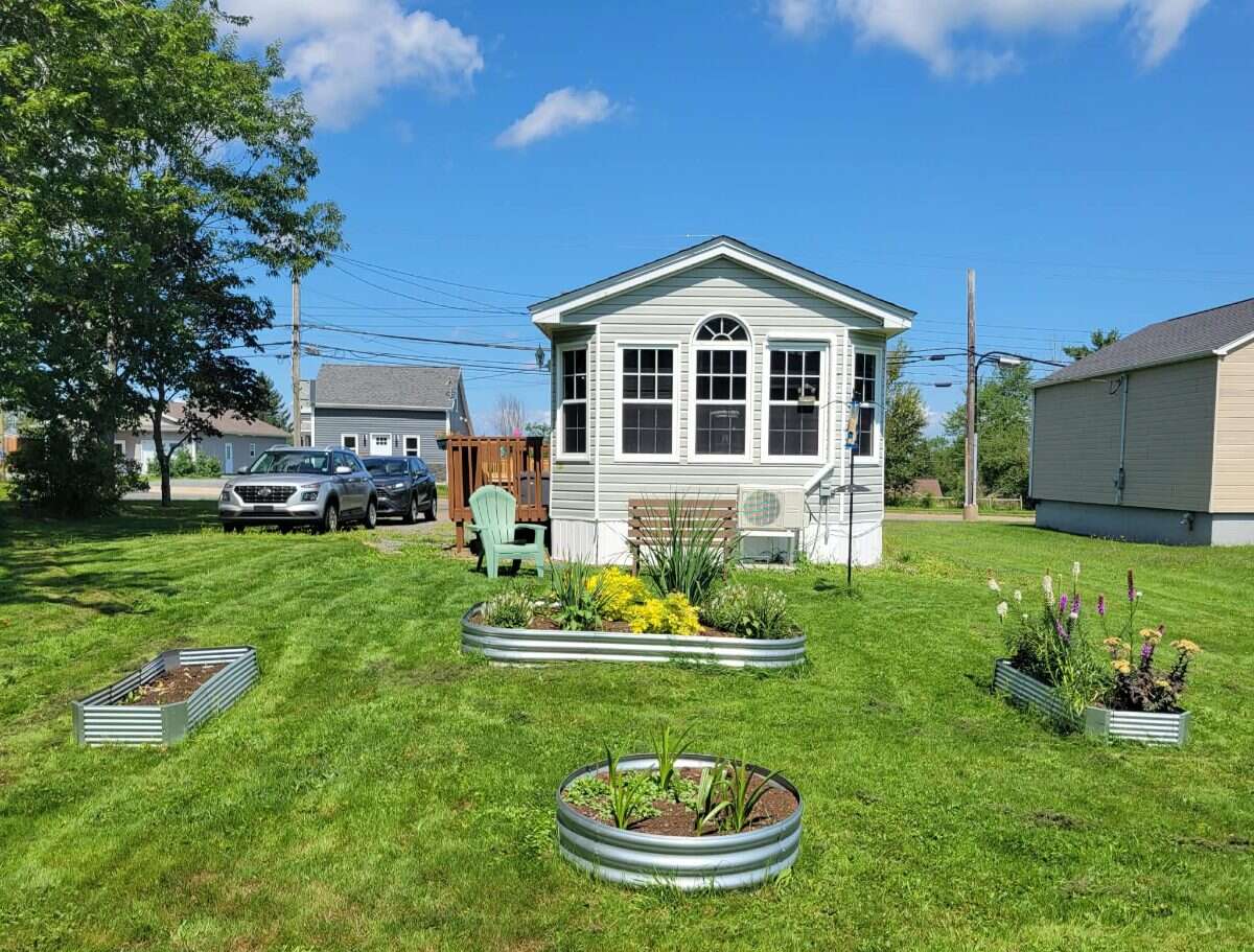 Cozy Mobile In The Heart Of Stewiacke - Freehold!