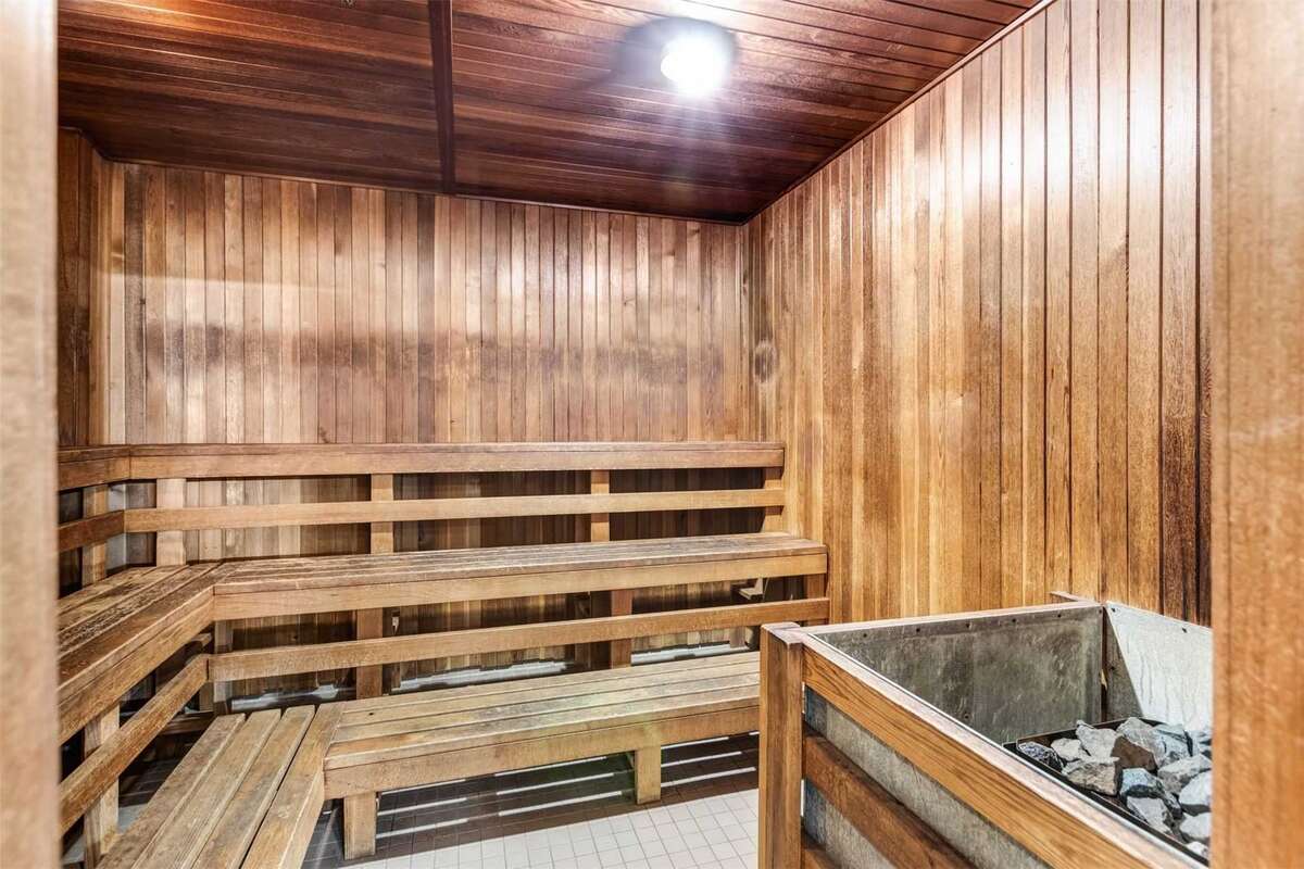 1055 Bay Street Condo For Sale