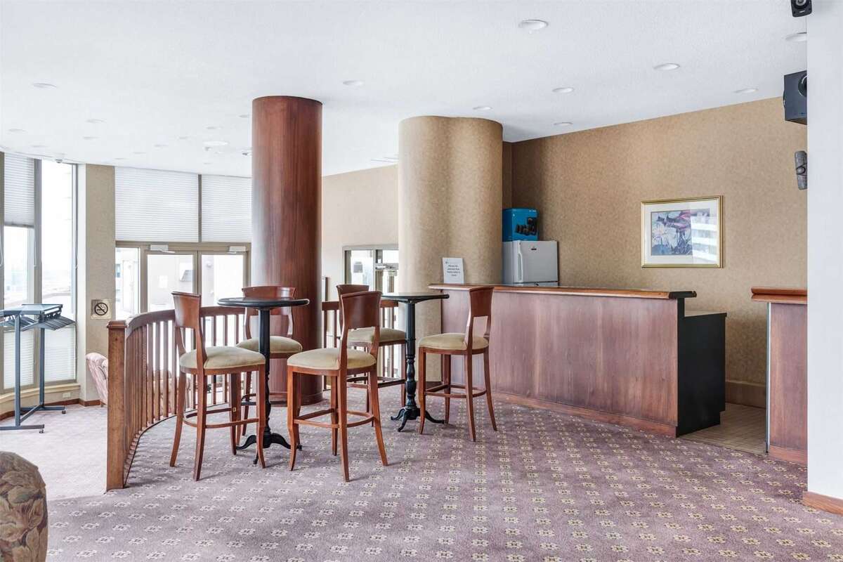 1055 Bay Street Condo For Sale