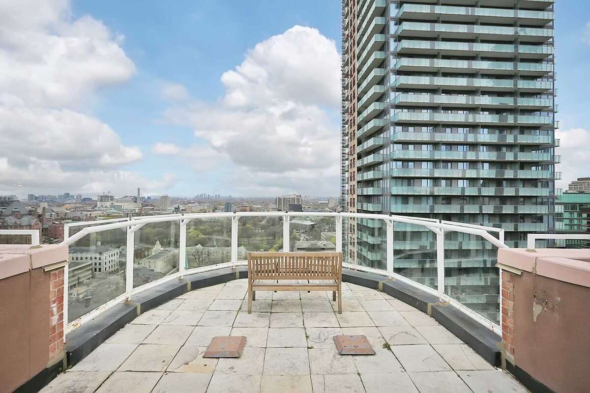 1055 Bay Street Condo For Sale