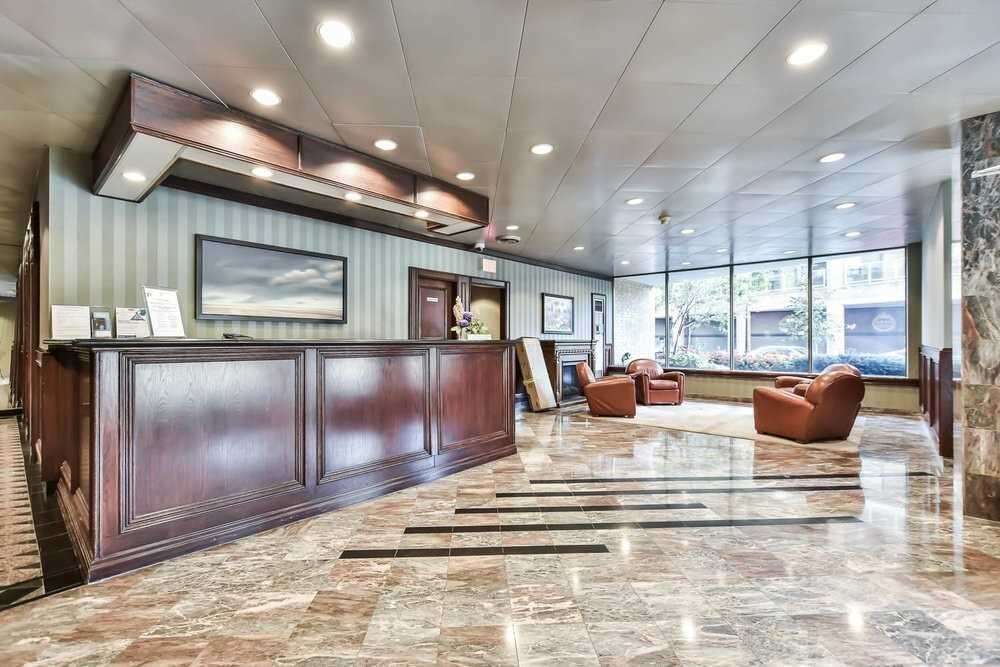 1055 Bay Street Condo For Sale