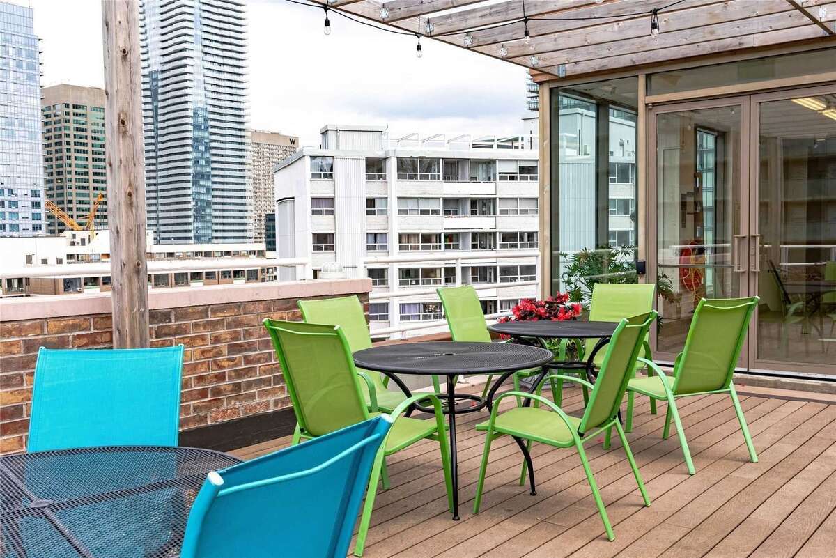 1055 Bay Street Condo For Sale