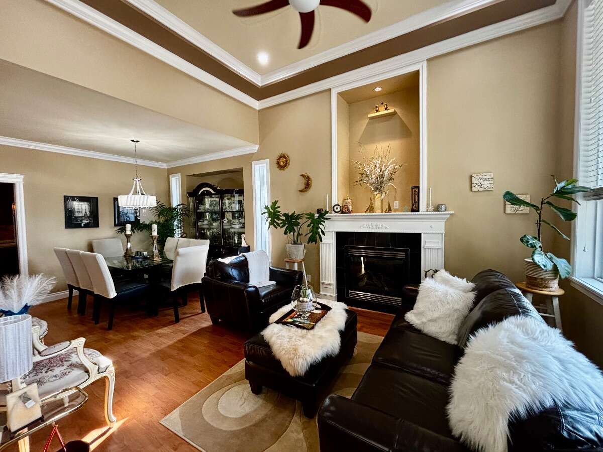 Spacious 5 Bed, 5 Bath North Delta Home