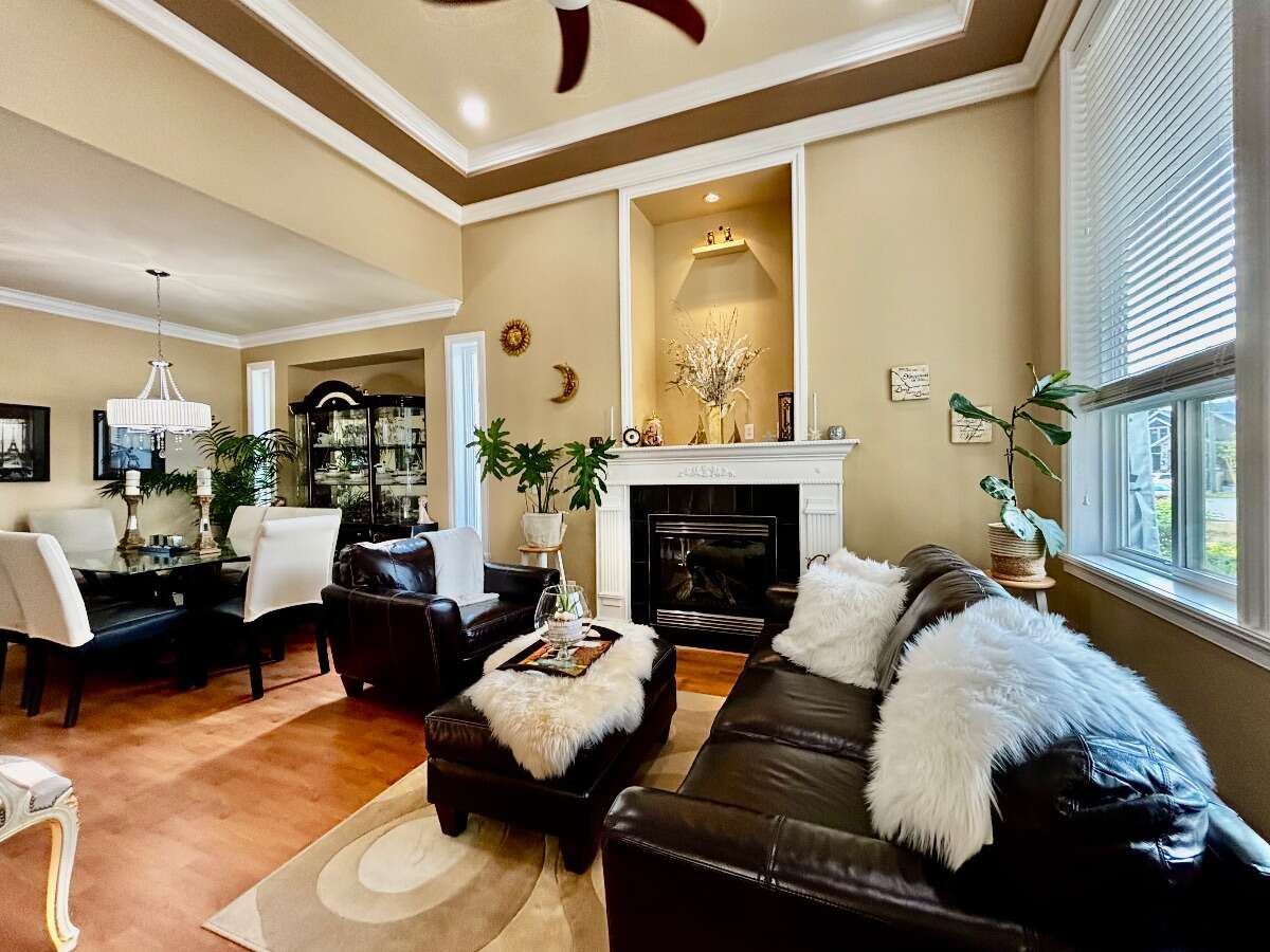Spacious 5 Bed, 5 Bath North Delta Home