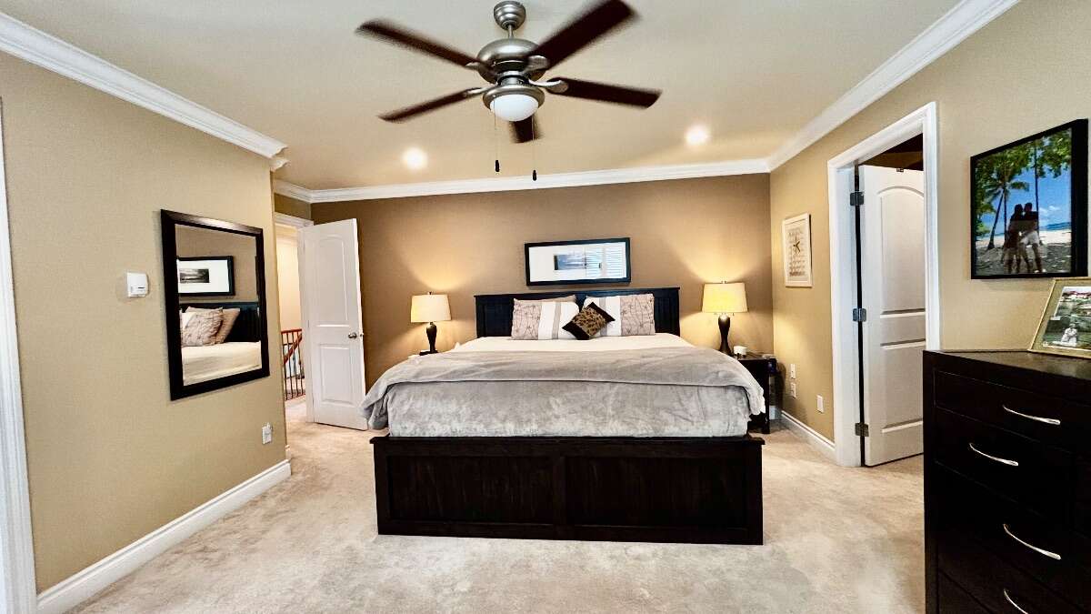 Spacious 5 Bed, 5 Bath North Delta Home