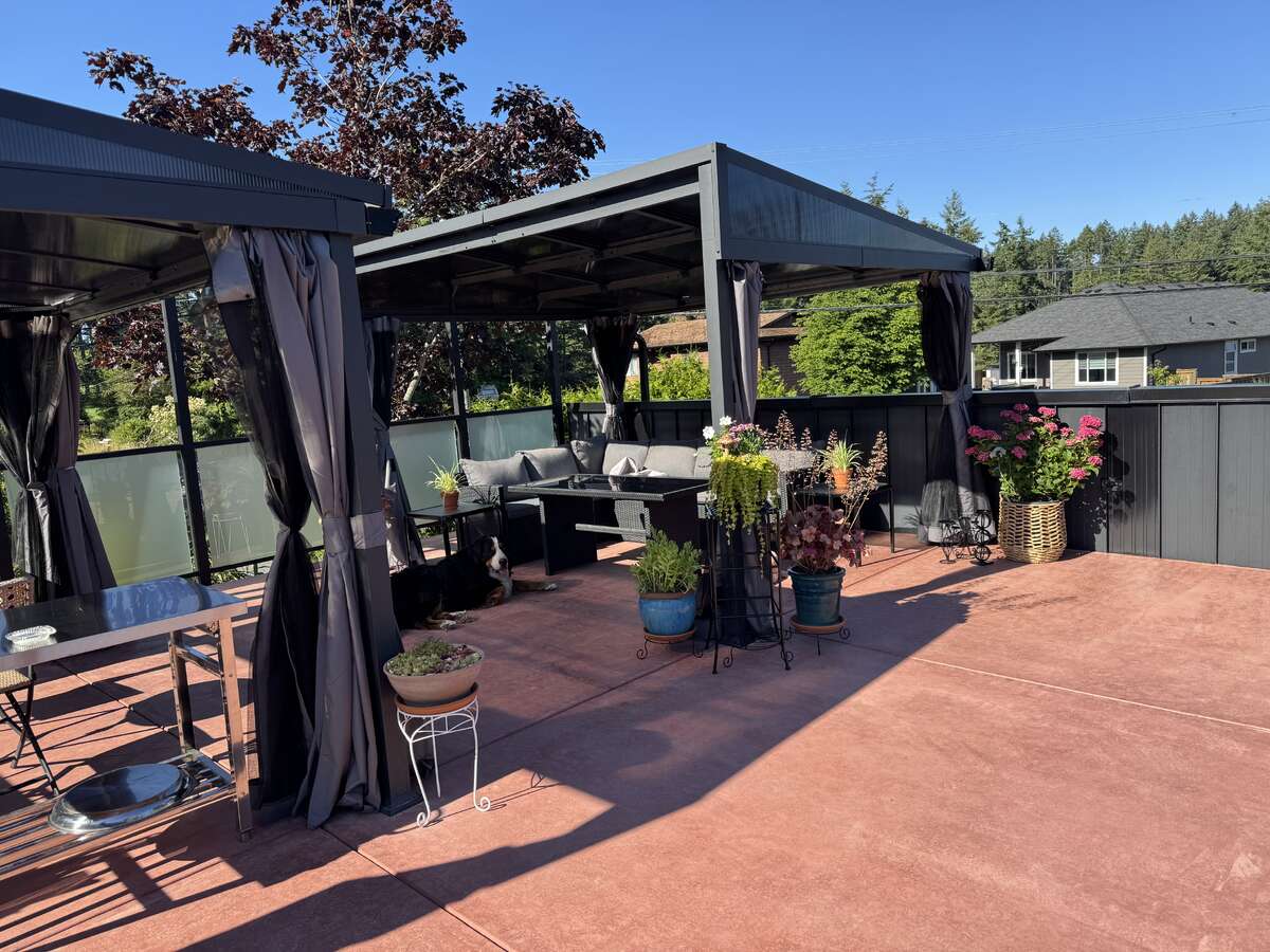 accessory house rooftop terrace