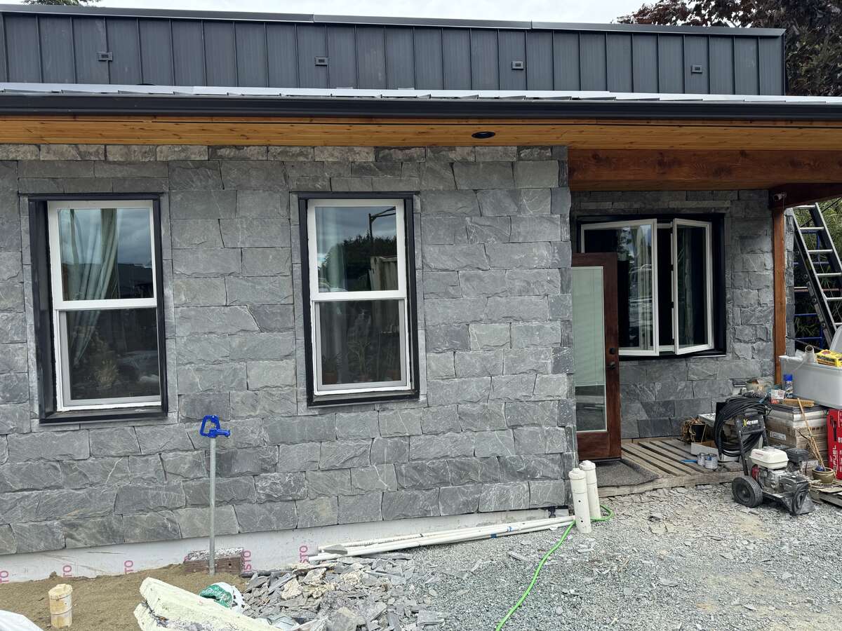 accessory house main entrance