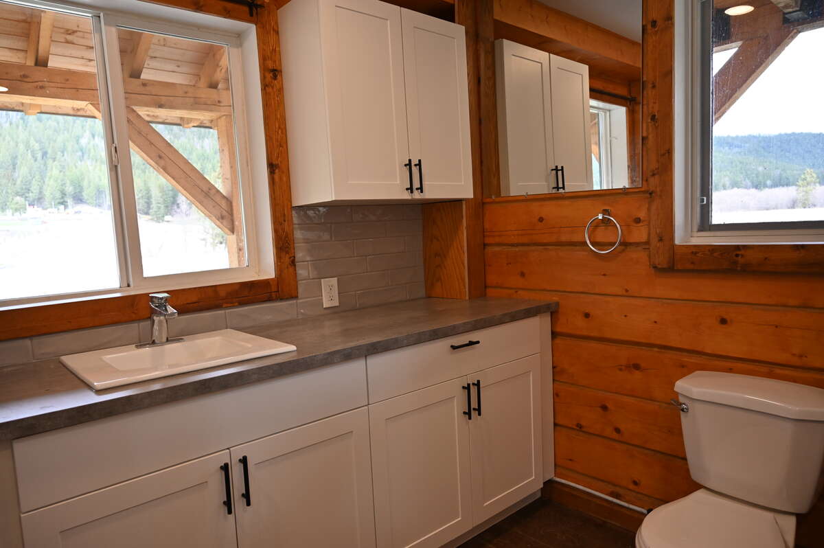 7988 China Valley Rd. Acreage For Sale in Falkland, BC For Sale by