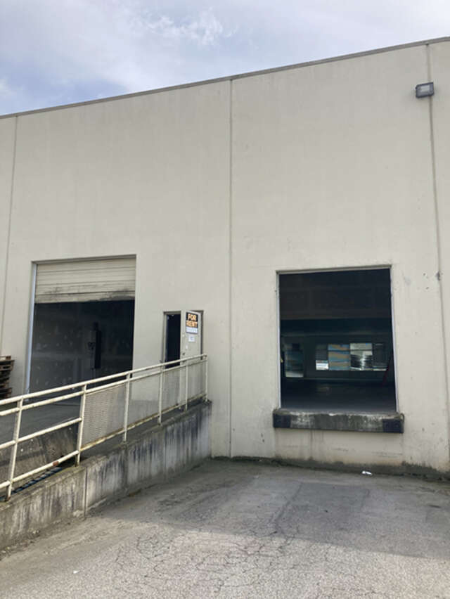 Warehouse for Sale 4919 SF Richmond Dock loading