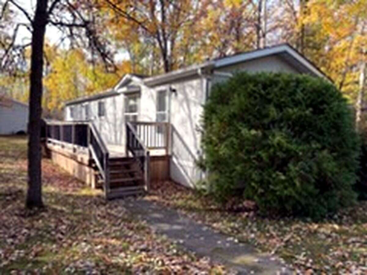 25 Paradise Drive