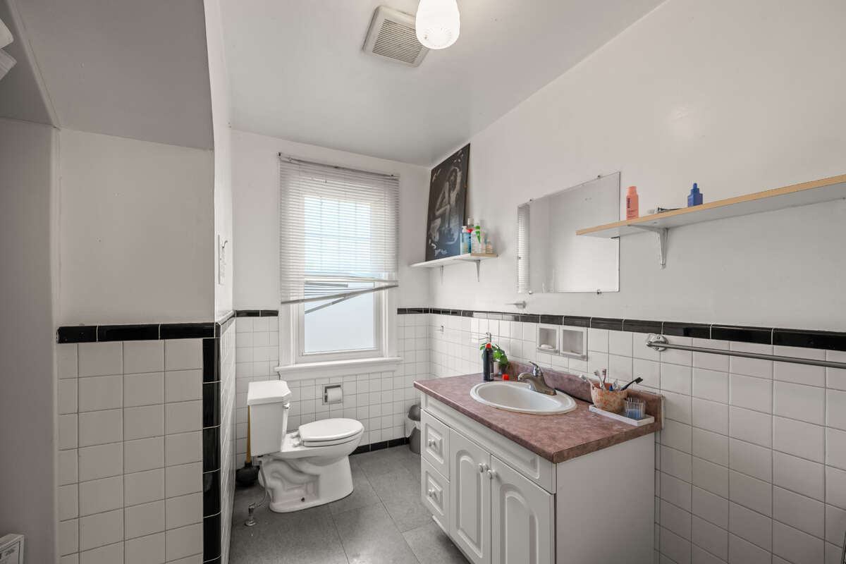Upstairs bathroom
